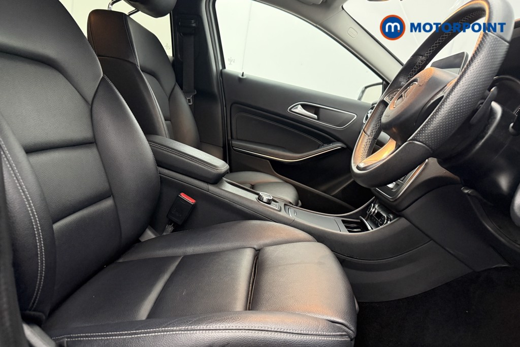 Mercedes-Benz GLA Sport Automatic Diesel SUV - Stock Number (1575163) - 8th supplementary image