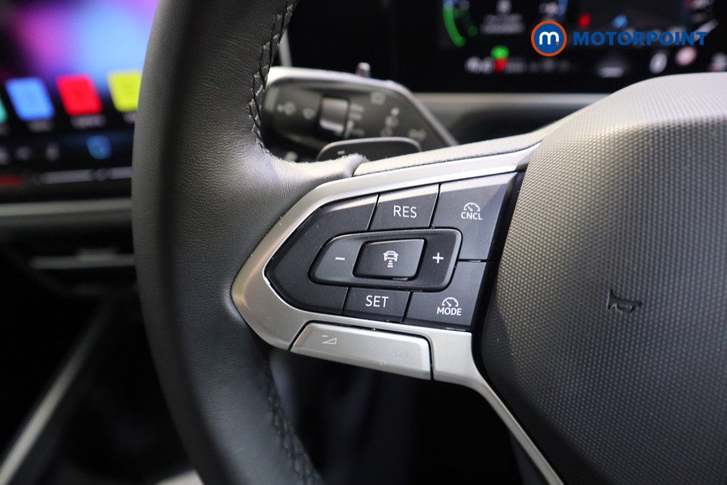 Volkswagen Passat Life Automatic Petrol Plug-In Hybrid Estate - Stock Number (1578102) - 3rd supplementary image
