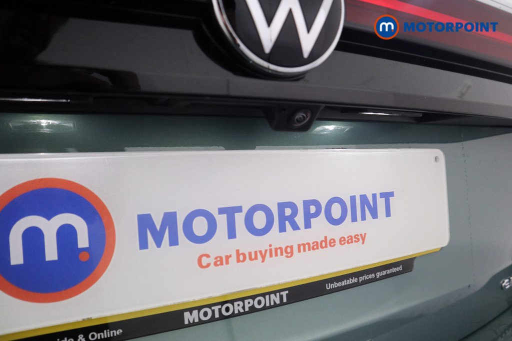 Volkswagen Passat Life Automatic Petrol Plug-In Hybrid Estate - Stock Number (1578102) - 26th supplementary image