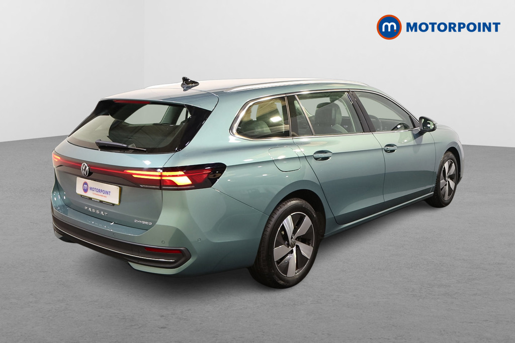 Volkswagen Passat Life Automatic Petrol Plug-In Hybrid Estate - Stock Number (1578102) - Drivers side rear corner