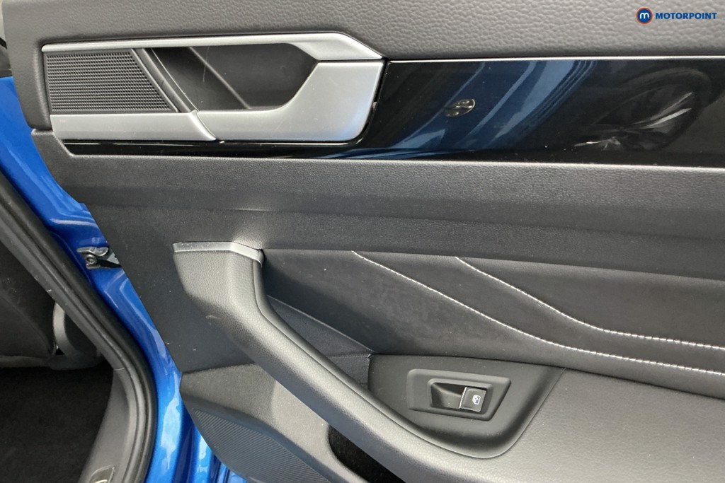 Volkswagen Arteon Elegance Automatic Diesel Hatchback - Stock Number (1578679) - 25th supplementary image