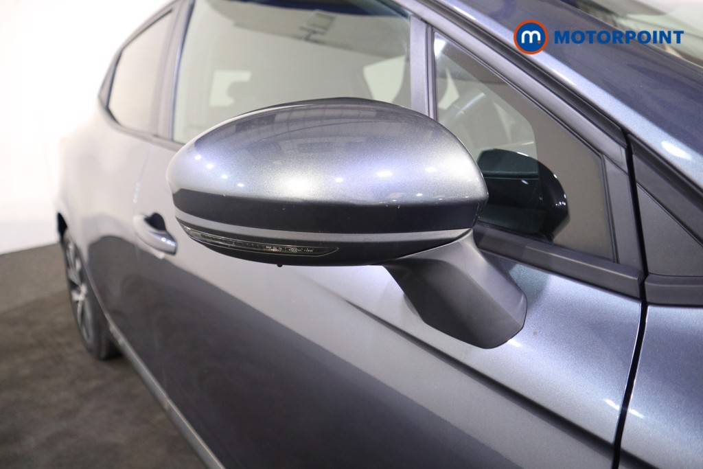 Renault Clio Iconic Manual Petrol Hatchback - Stock Number (1578869) - 24th supplementary image