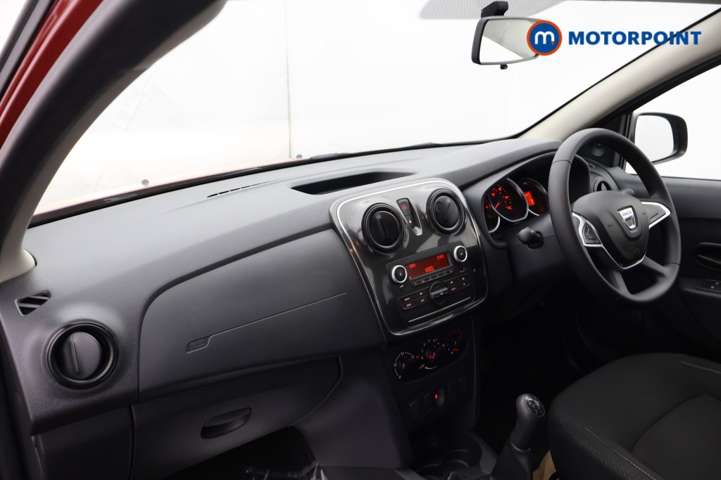 Dacia Sandero Essential Manual Petrol Hatchback - Stock Number (1579259) - 17th supplementary image