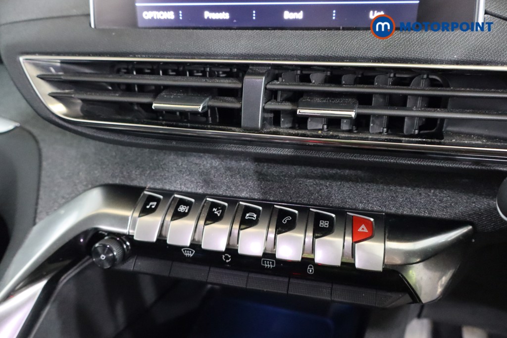 Peugeot 3008 Allure Manual Diesel SUV - Stock Number (1579721) - 10th supplementary image