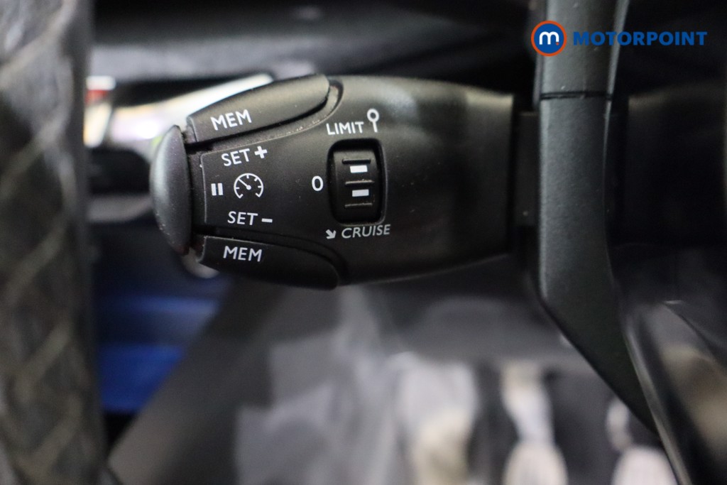 Peugeot 3008 Allure Manual Diesel SUV - Stock Number (1579721) - 15th supplementary image