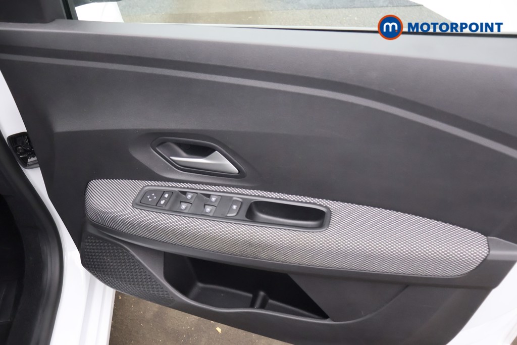 Dacia Sandero Expression Automatic Petrol Hatchback - Stock Number (1580314) - 13th supplementary image