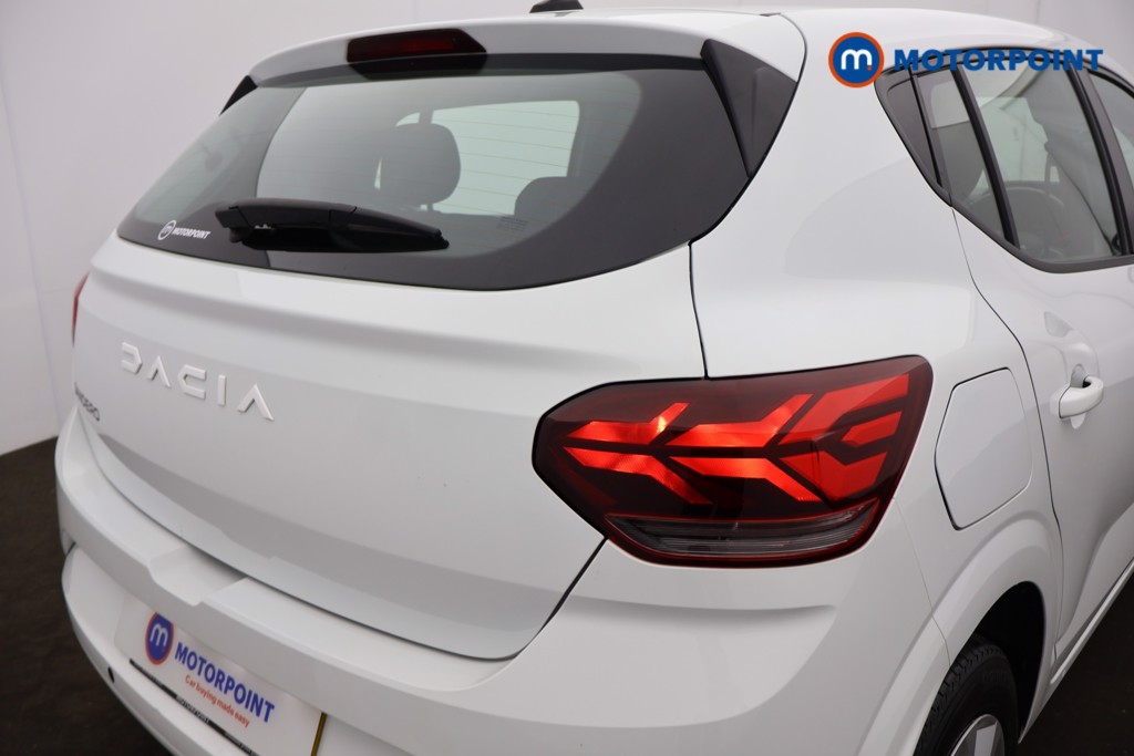 Dacia Sandero Expression Automatic Petrol Hatchback - Stock Number (1580314) - 20th supplementary image