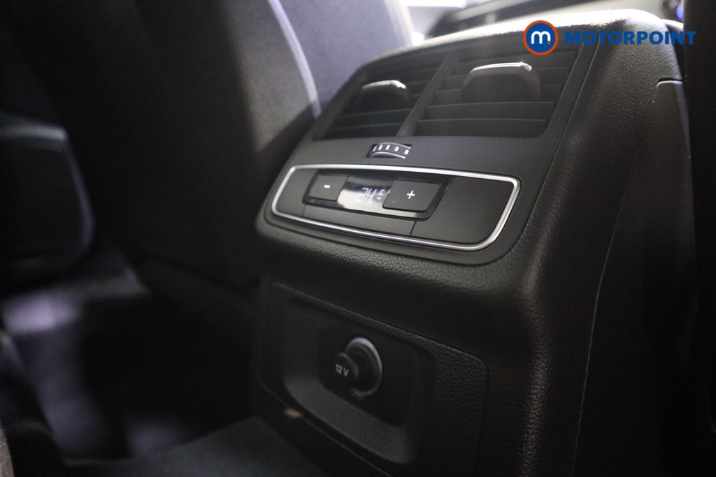 Audi A4 Technik Automatic Petrol Saloon - Stock Number (1580883) - 17th supplementary image