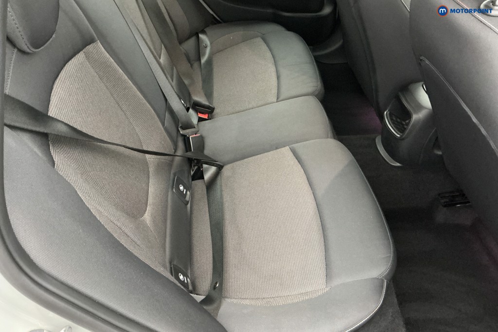 Mini Clubman Cooper Classic Automatic Petrol Estate - Stock Number (1581285) - 4th supplementary image