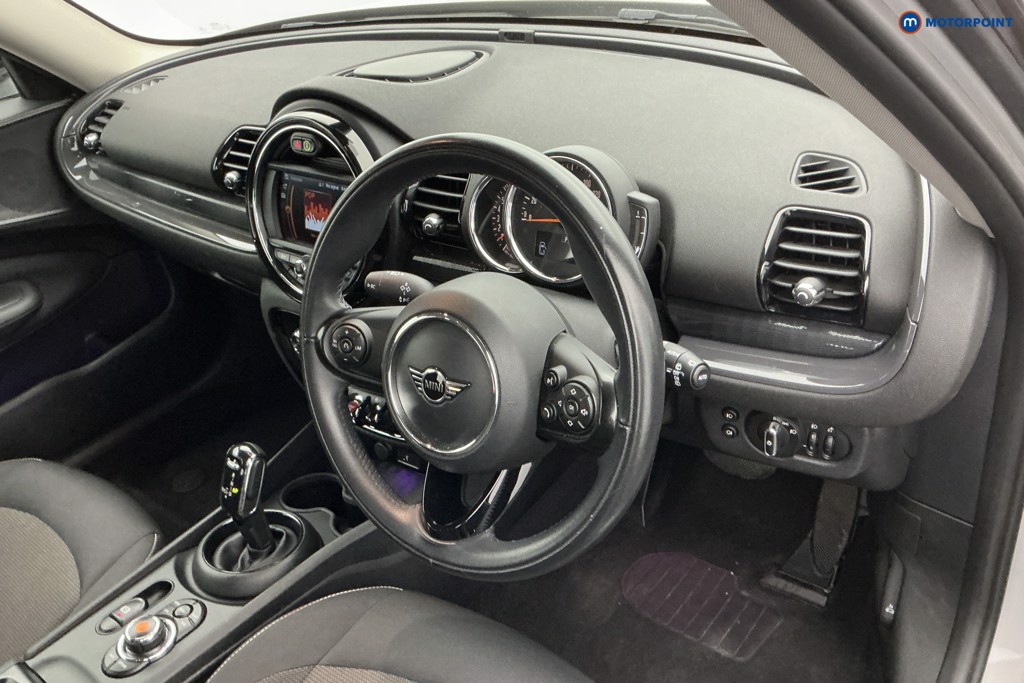 Mini Clubman Cooper Classic Automatic Petrol Estate - Stock Number (1581285) - 7th supplementary image