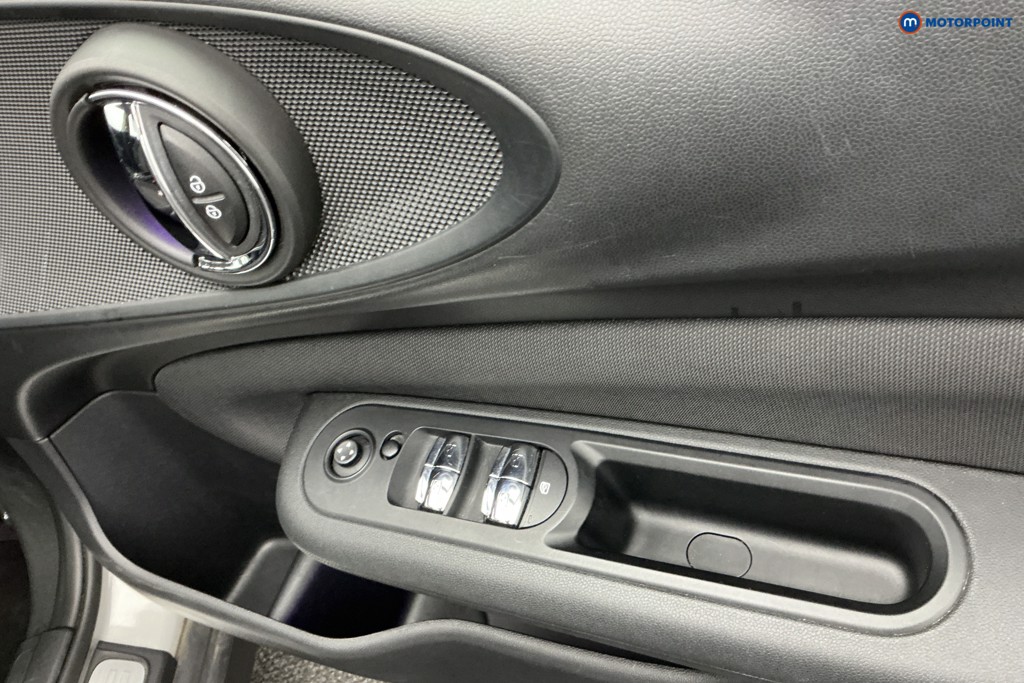 Mini Clubman Cooper Classic Automatic Petrol Estate - Stock Number (1581285) - 22nd supplementary image