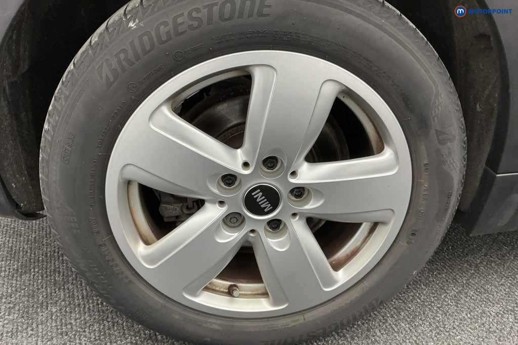 Mini Clubman Cooper Classic Automatic Petrol Estate - Stock Number (1581285) - 32nd supplementary image