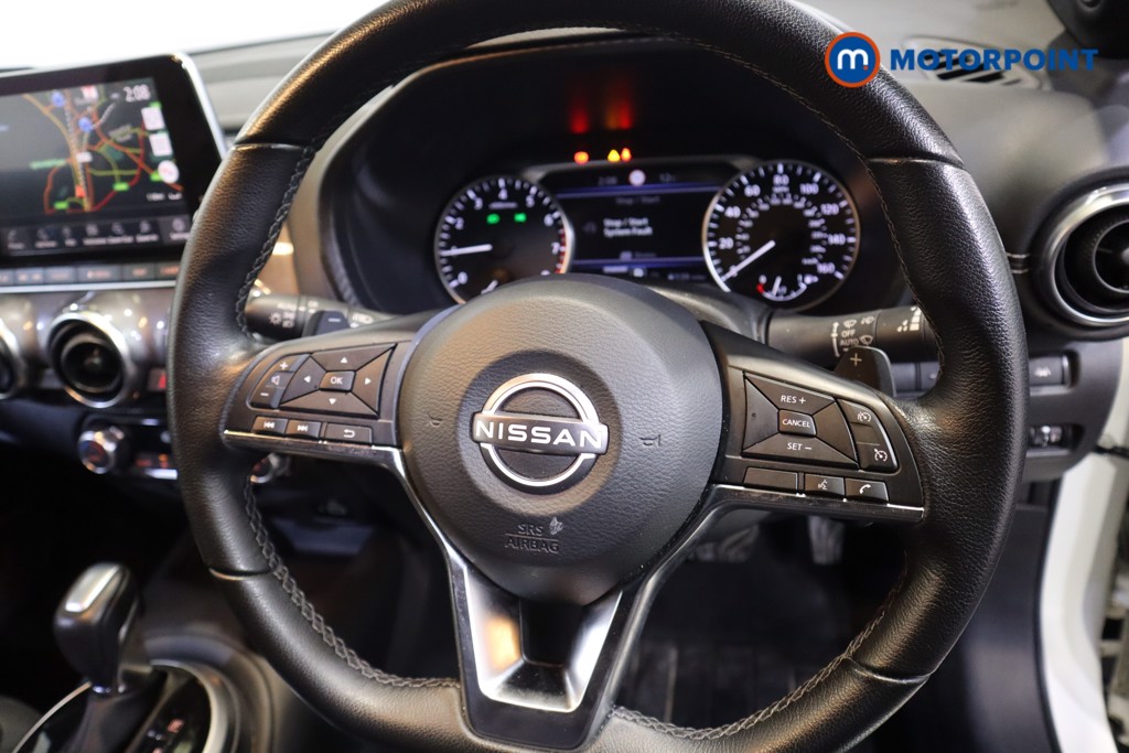 Nissan Juke N-Connecta Automatic Petrol SUV - Stock Number (1581302) - 3rd supplementary image