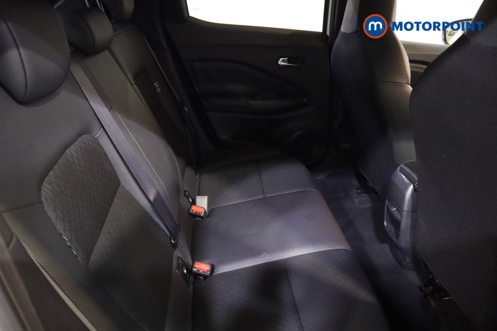Nissan Juke N-Connecta Automatic Petrol SUV - Stock Number (1581302) - 17th supplementary image