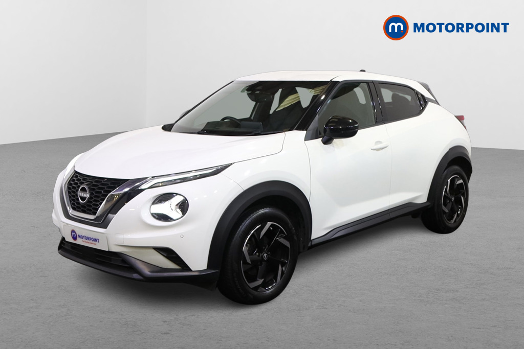 Nissan Juke N-Connecta Automatic Petrol SUV - Stock Number (1581302) - Passenger side front corner