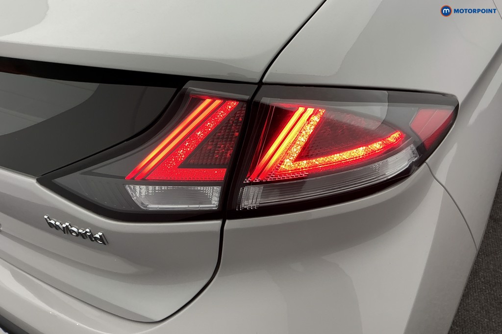 Hyundai Ioniq Premium Automatic Petrol-Electric Hybrid Hatchback - Stock Number (1581387) - 29th supplementary image