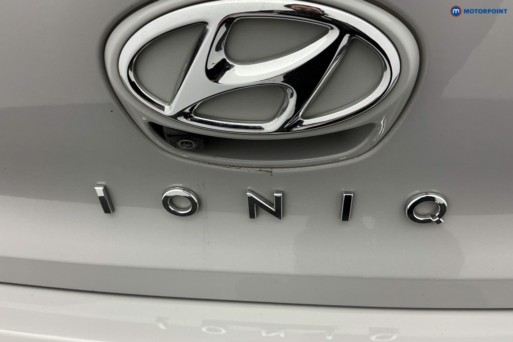 Hyundai Ioniq Premium Automatic Petrol-Electric Hybrid Hatchback - Stock Number (1581387) - 32nd supplementary image