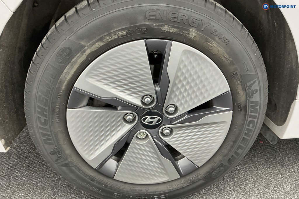 Hyundai Ioniq Premium Automatic Petrol-Electric Hybrid Hatchback - Stock Number (1581387) - 33rd supplementary image
