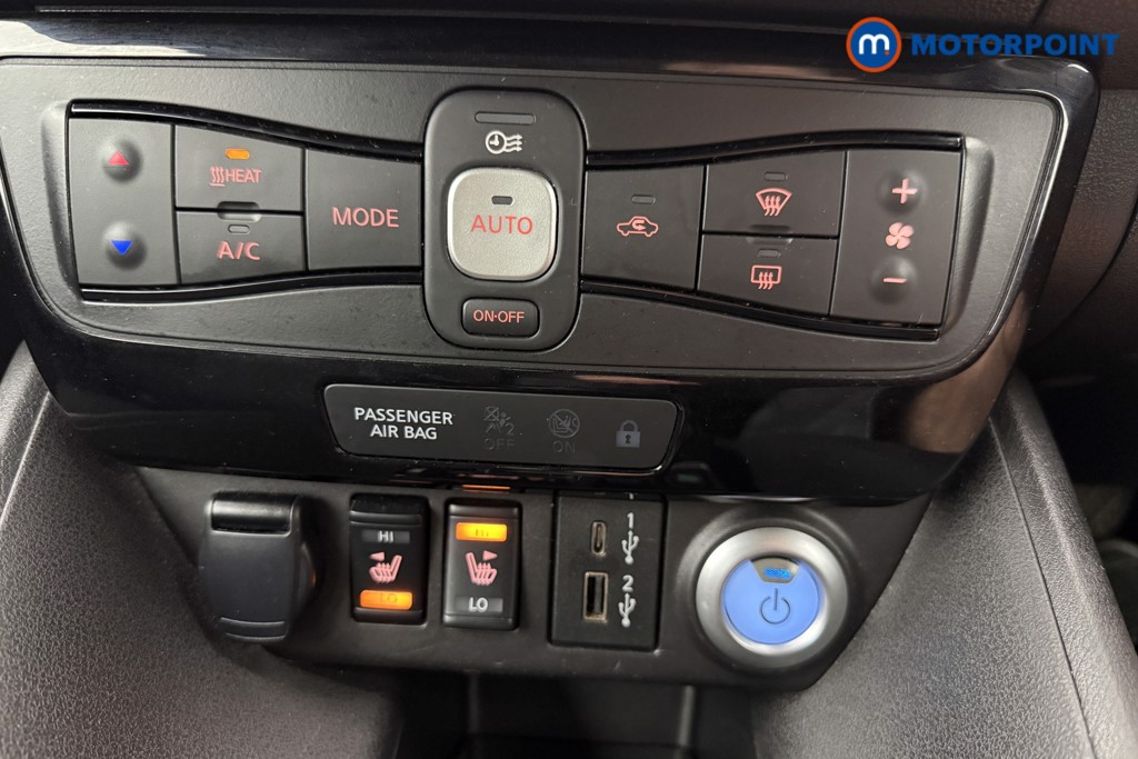Nissan Leaf N-Connecta Automatic Electric Hatchback - Stock Number (1581931) - 9th supplementary image