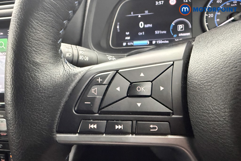 Nissan Leaf N-Connecta Automatic Electric Hatchback - Stock Number (1581931) - 11th supplementary image