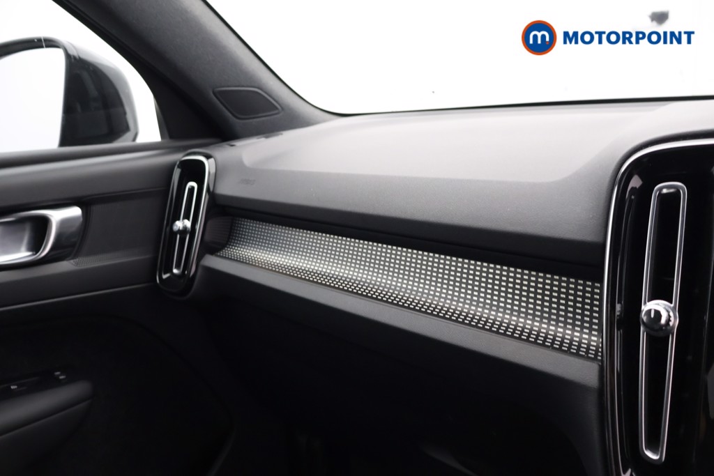 Volvo Xc40 R Design Manual Petrol SUV - Stock Number (1582366) - 10th supplementary image