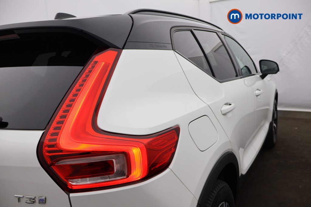 Volvo Xc40 R Design Manual Petrol SUV - Stock Number (1582366) - 23rd supplementary image