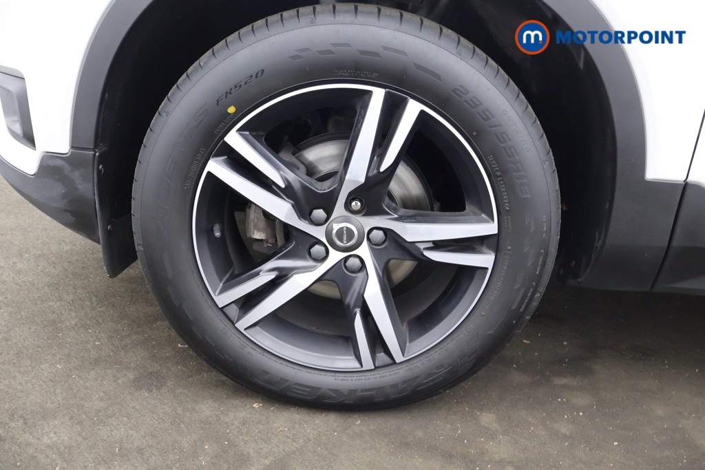 Volvo Xc40 R Design Manual Petrol SUV - Stock Number (1582366) - 27th supplementary image