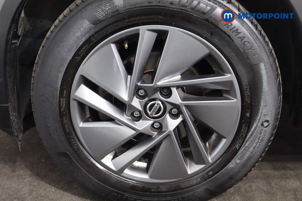 Nissan Qashqai Acenta Premium Manual Petrol SUV - Stock Number (1582797) - 9th supplementary image