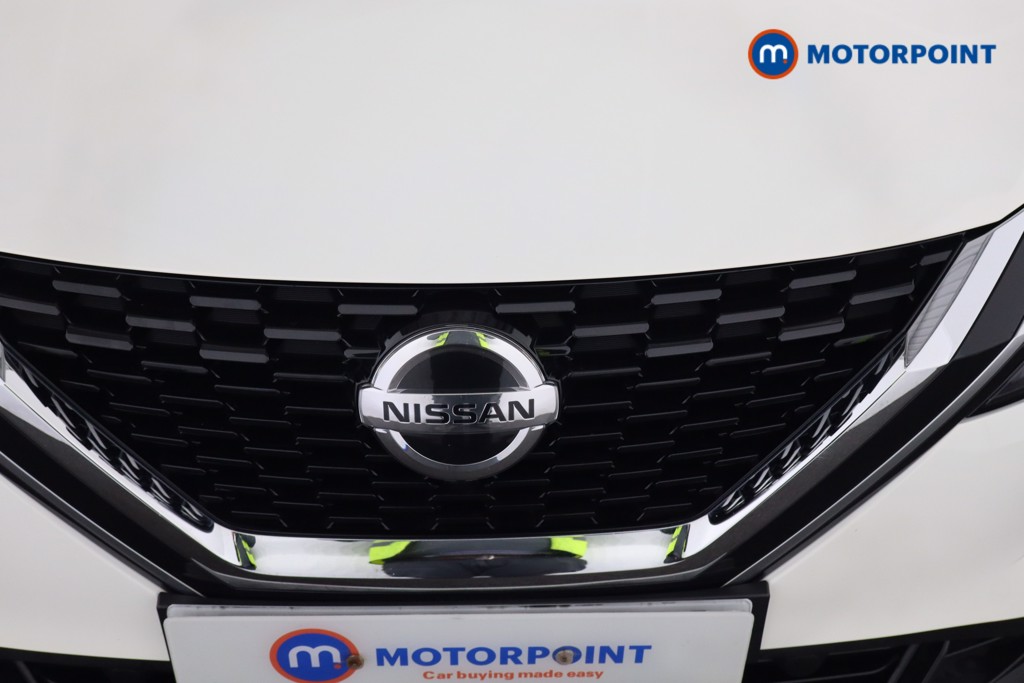 Nissan Qashqai Acenta Premium Manual Petrol SUV - Stock Number (1582797) - 25th supplementary image