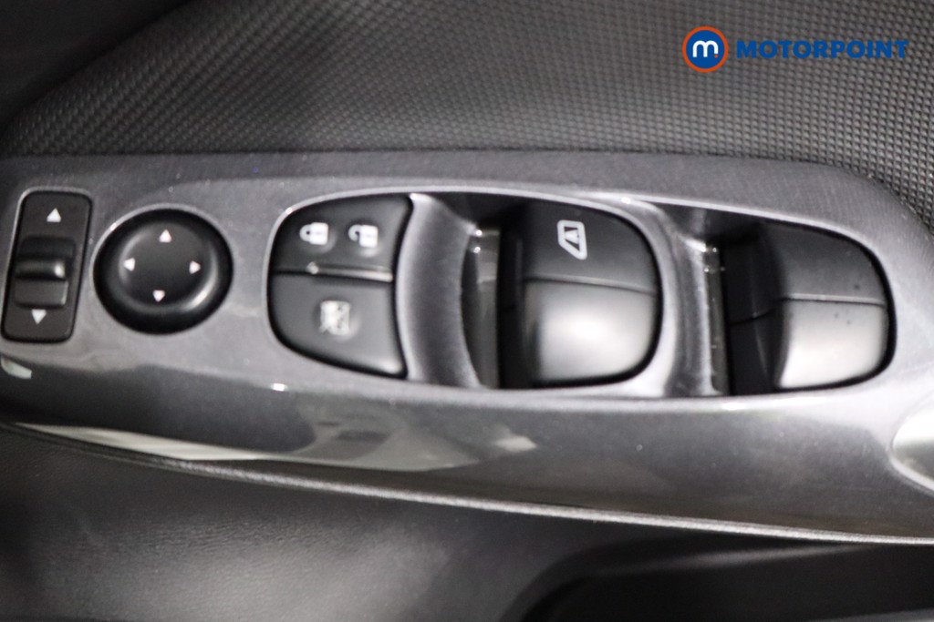 Nissan Juke Acenta Manual Petrol SUV - Stock Number (1582809) - 18th supplementary image