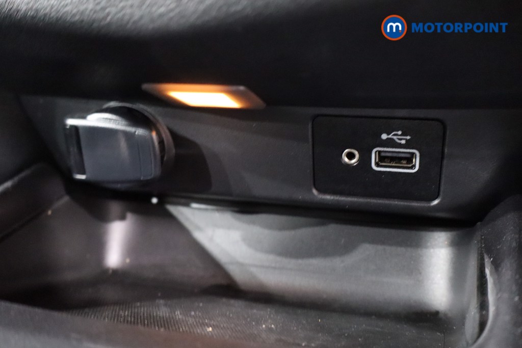 Nissan Juke Acenta Manual Petrol SUV - Stock Number (1582809) - 25th supplementary image