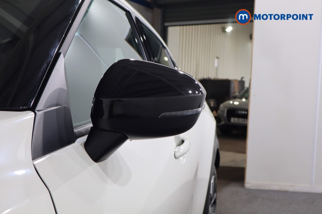 Nissan Juke Acenta Manual Petrol SUV - Stock Number (1582809) - 29th supplementary image