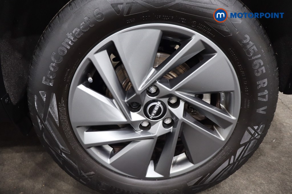 Nissan Qashqai Acenta Premium Manual Petrol SUV - Stock Number (1582815) - 12th supplementary image