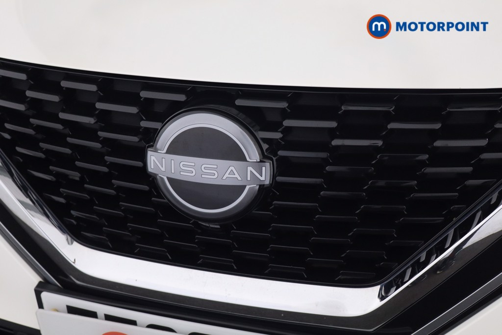 Nissan Qashqai Acenta Premium Manual Petrol SUV - Stock Number (1582815) - 30th supplementary image