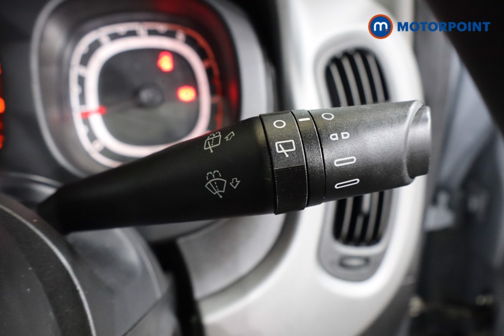 Fiat Panda Waze Manual Petrol Hatchback - Stock Number (1582931) - 13th supplementary image