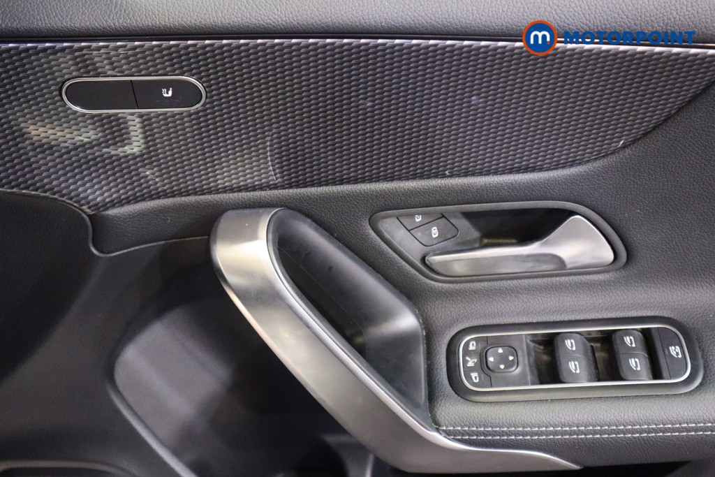 Mercedes-Benz A Class Sport Automatic Petrol Hatchback - Stock Number (1582936) - 9th supplementary image