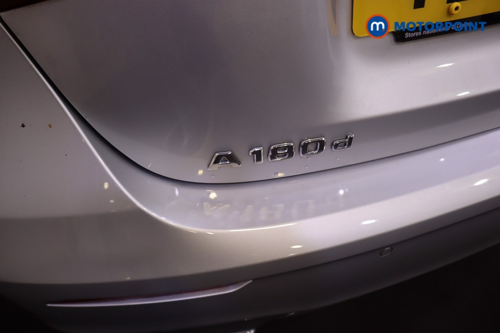 Mercedes-Benz A Class Amg Line Automatic Diesel Hatchback - Stock Number (1583383) - 30th supplementary image