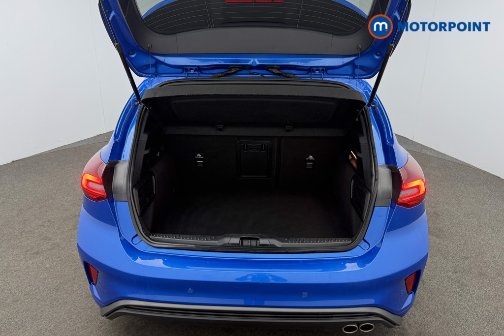 Ford Focus St-Line Vignale Manual Petrol Hatchback - Stock Number (1583441) - 6th supplementary image