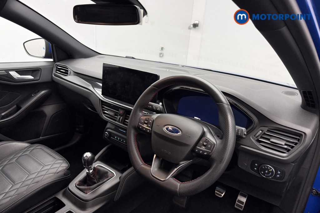 Ford Focus St-Line Vignale Manual Petrol Hatchback - Stock Number (1583441) - 13th supplementary image