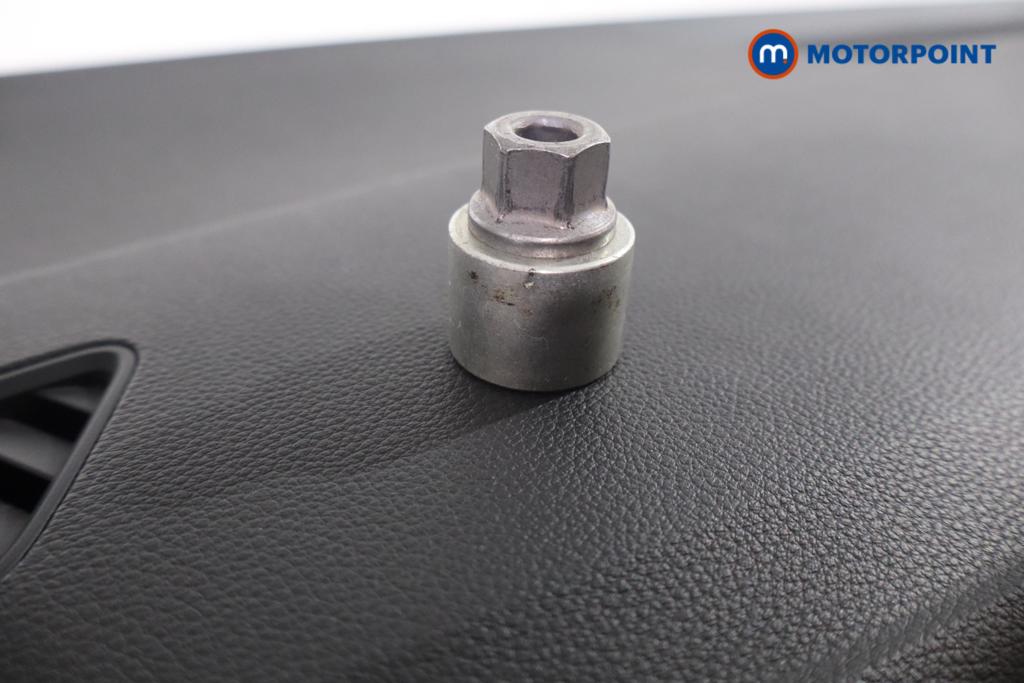 Audi Q2 Sport Manual Petrol SUV - Stock Number (1583553) - 16th supplementary image