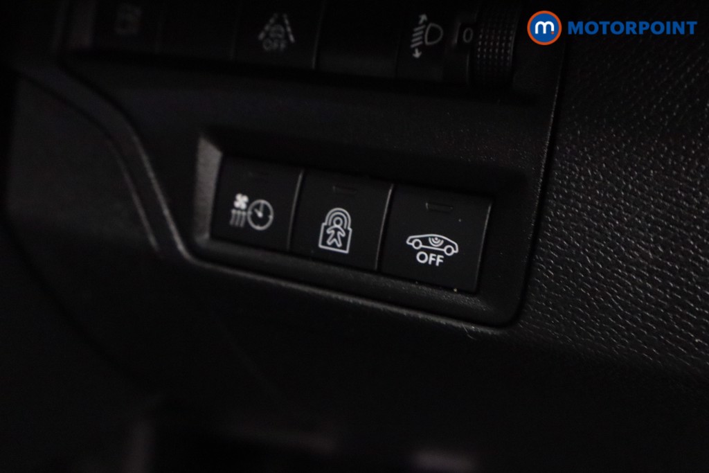 Peugeot 3008 Allure Automatic Petrol Plug-In Hybrid SUV - Stock Number (1583590) - 13th supplementary image