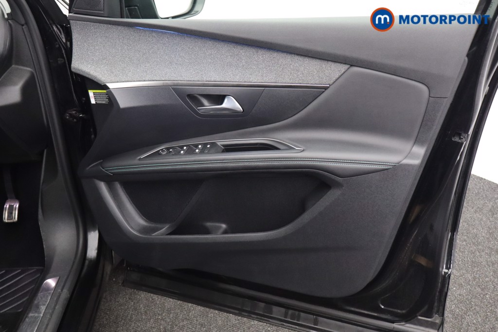 Peugeot 3008 Allure Automatic Petrol Plug-In Hybrid SUV - Stock Number (1583590) - 16th supplementary image