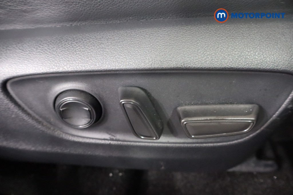 Toyota Rav4 Excel Automatic Petrol-Electric Hybrid SUV - Stock Number (1583764) - 18th supplementary image