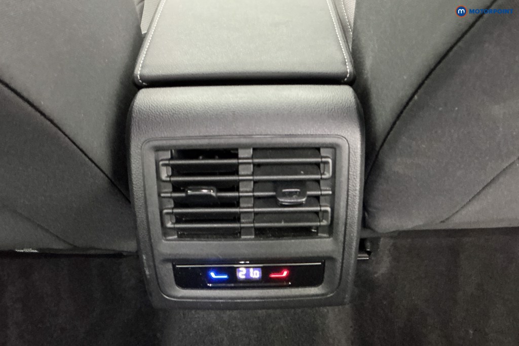 Volkswagen Golf Style Automatic Petrol Plug-In Hybrid Hatchback - Stock Number (1584054) - 10th supplementary image