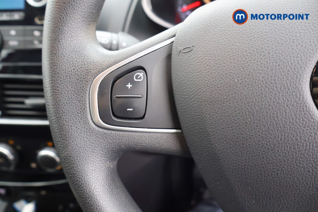 Renault Clio Play Manual Diesel Hatchback - Stock Number (1584516) - 2nd supplementary image