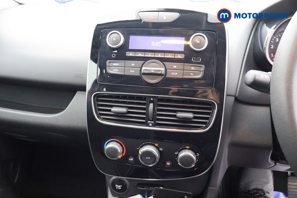 Renault Clio Play Manual Diesel Hatchback - Stock Number (1584516) - 8th supplementary image