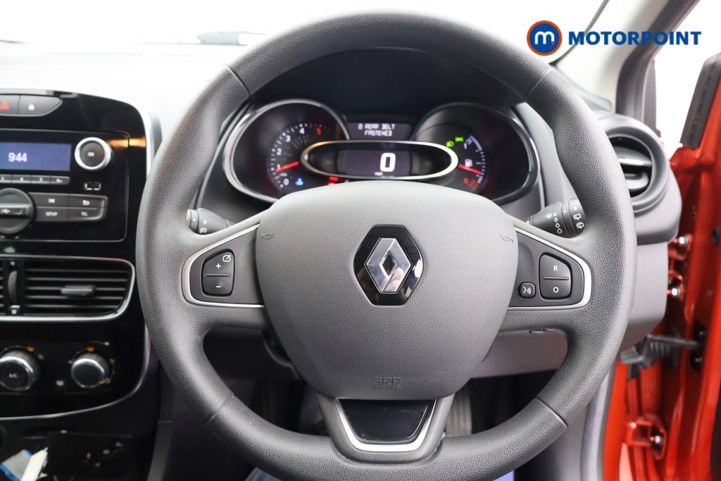 Renault Clio Play Manual Diesel Hatchback - Stock Number (1584516) - 1st supplementary image