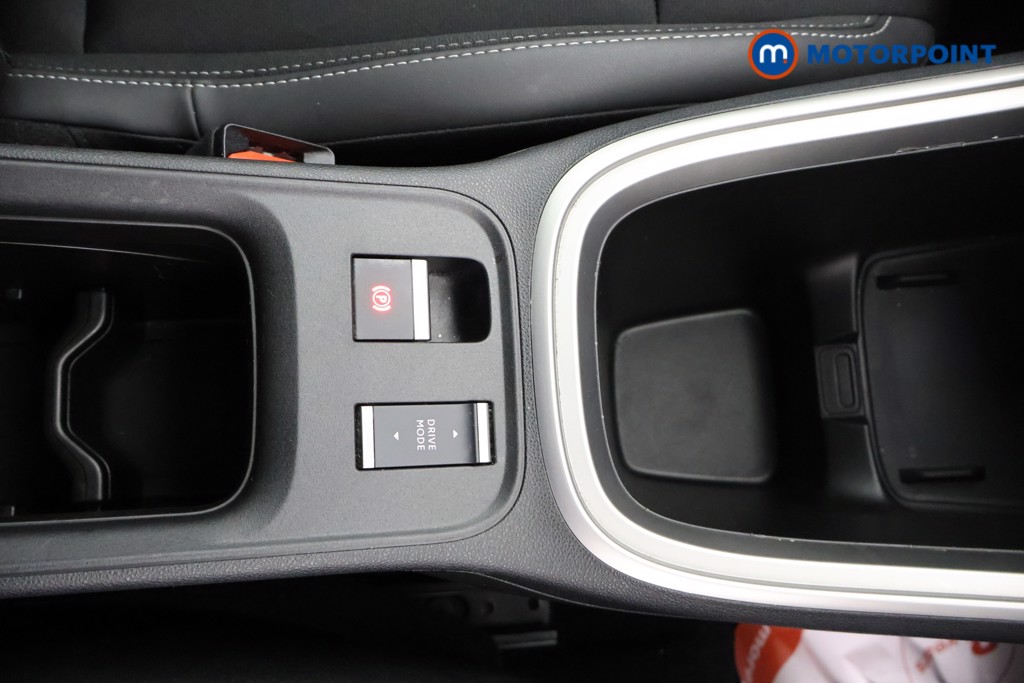 Jeep Avenger Summit Automatic Electric SUV - Stock Number (1584674) - 9th supplementary image