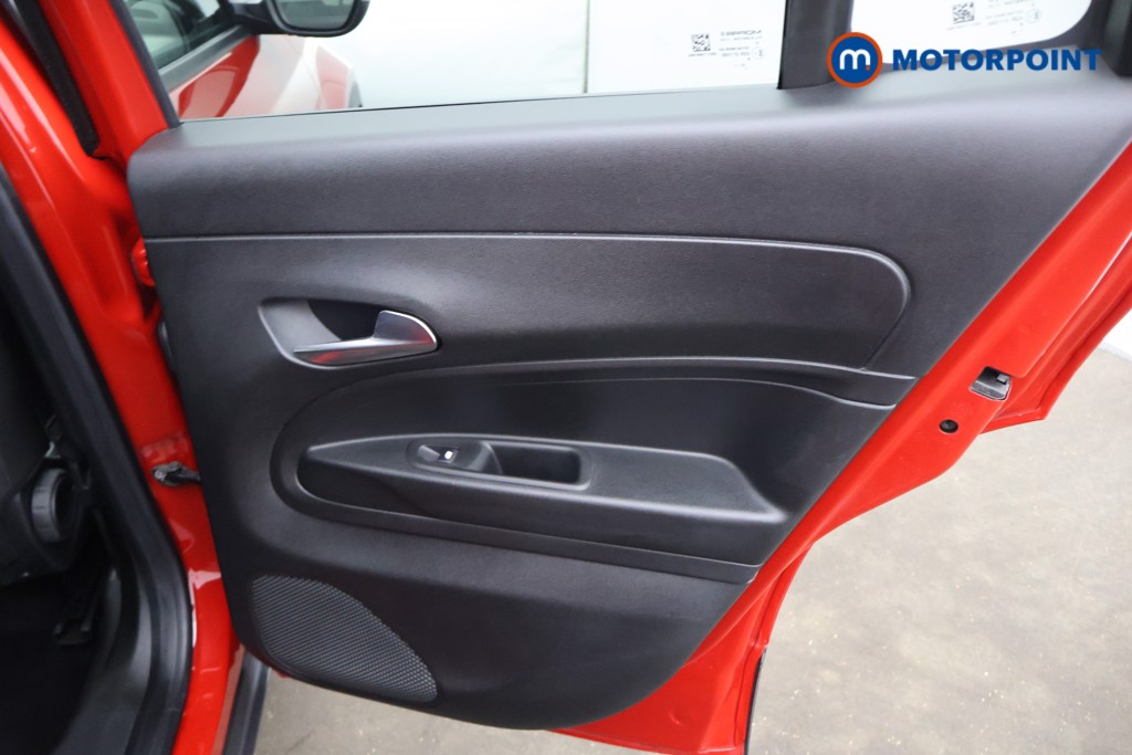 Jeep Avenger Summit Automatic Electric SUV - Stock Number (1584674) - 17th supplementary image