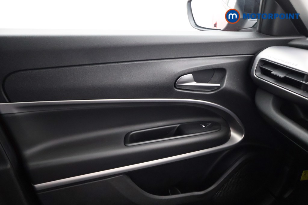 Jeep Avenger Summit Automatic Electric SUV - Stock Number (1584678) - 12th supplementary image